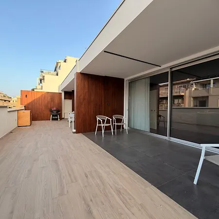 Mari Luxury And بيت ضيافة