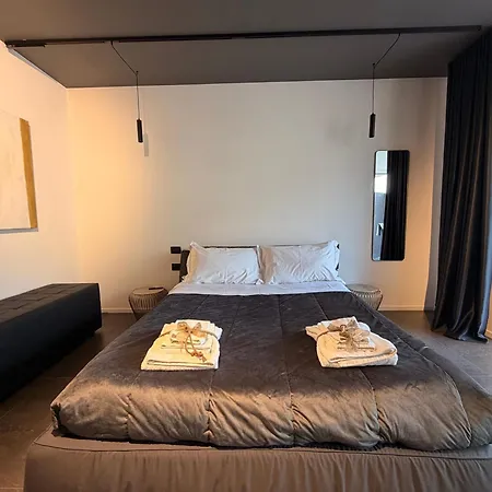 بيت ضيافة Mari Luxury And
